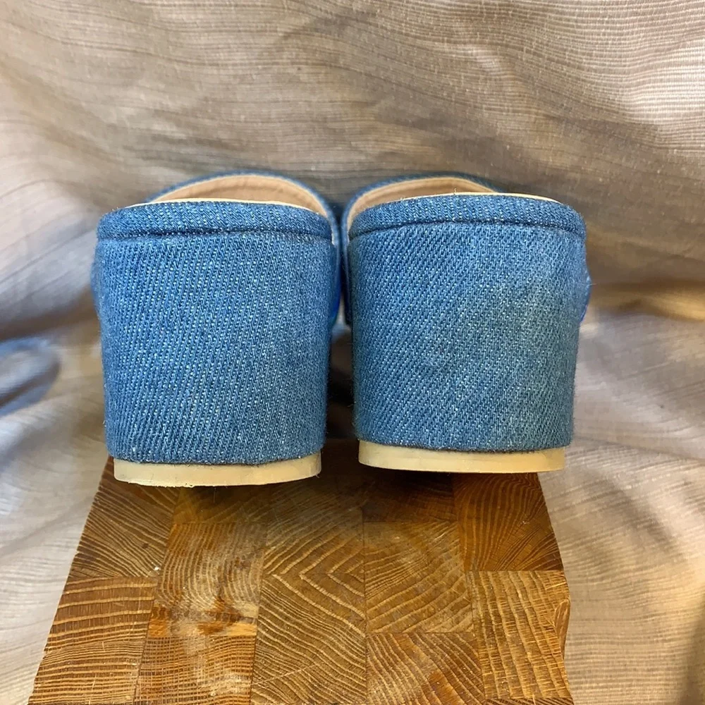 Liliana almost NEW worn once denim/rainbow sandals